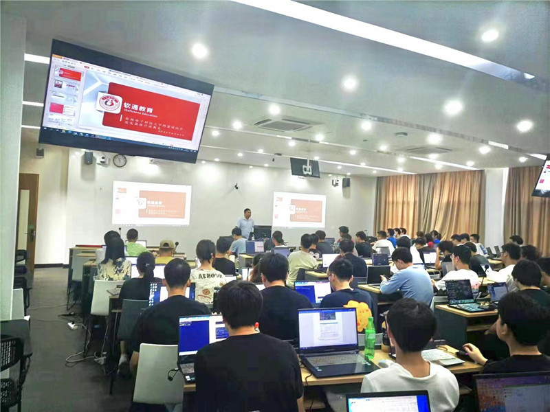 中国教育在线:桂林电子科技大学2022年夏季小学期教育教学工作有序开展
